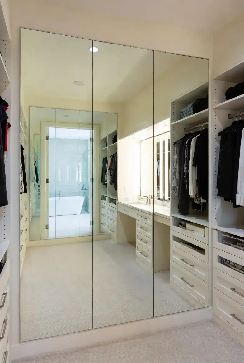 Mirrored Walls