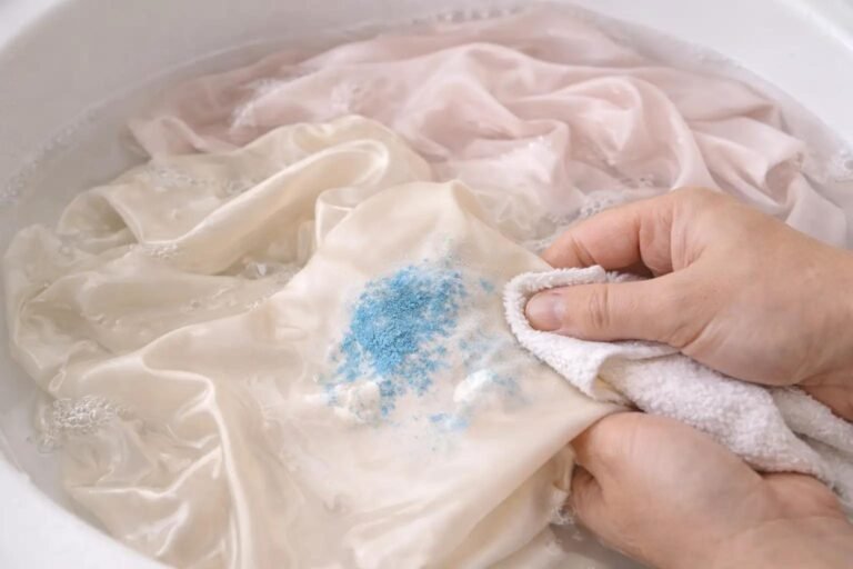 how to remove chalk paint from clothes